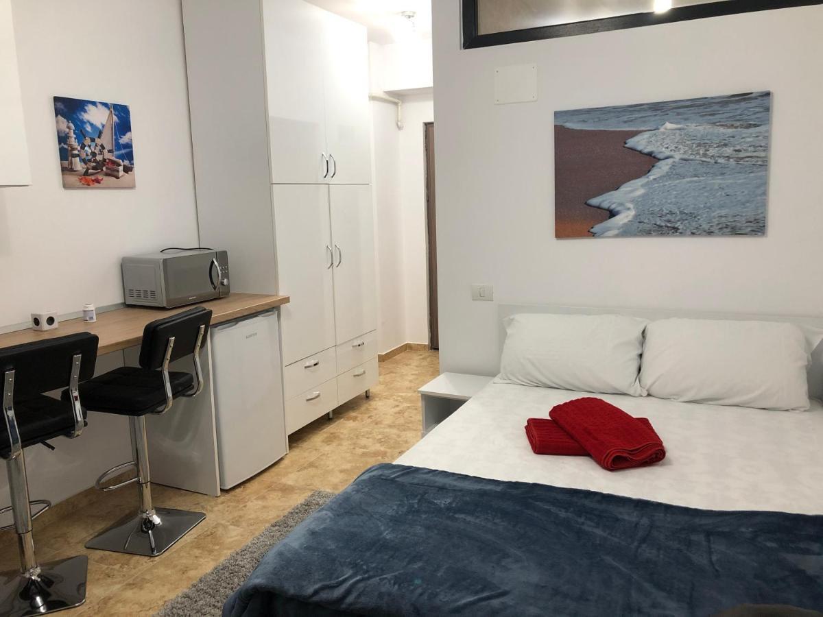 Smaraldul Madalinei Appartement Constanţa Buitenkant foto